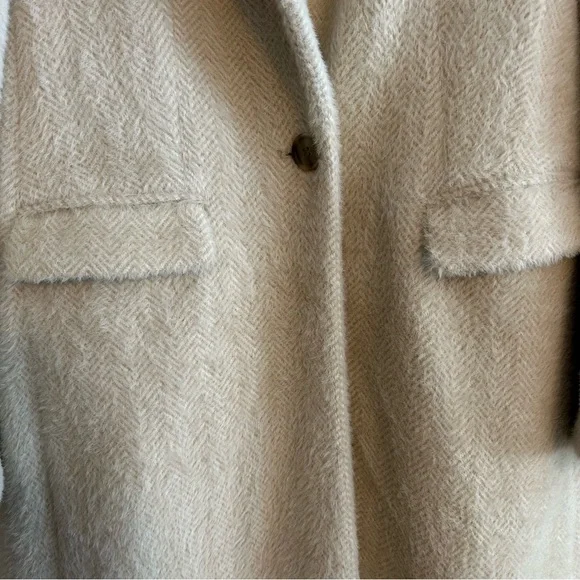 LOFT Cream Herringbone Faux Fur Midi one button coat size XS - Picture 2 of 10